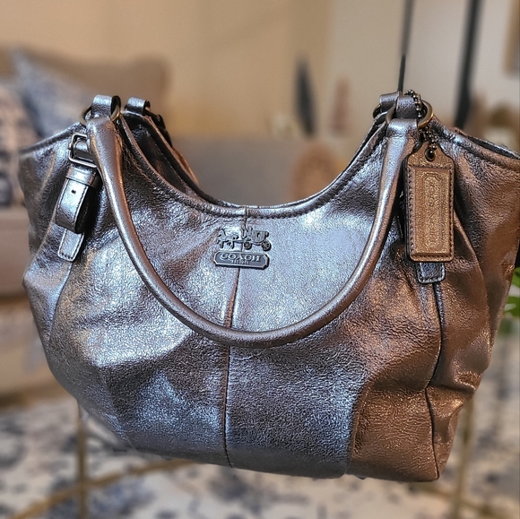 Coach Silver Grey Metallic Shoulder Handbag Purse with Dustbag - Picture 2 of 12